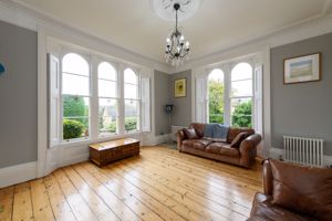 Sitting Room- click for photo gallery